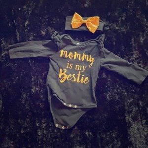 9 mo old onesie with bow